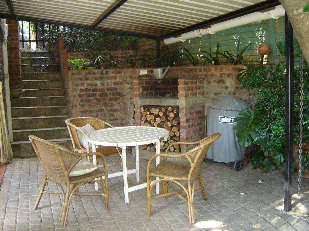 Babbling Brook Bed & Breakfast Pietermaritzburg Buitenkant foto