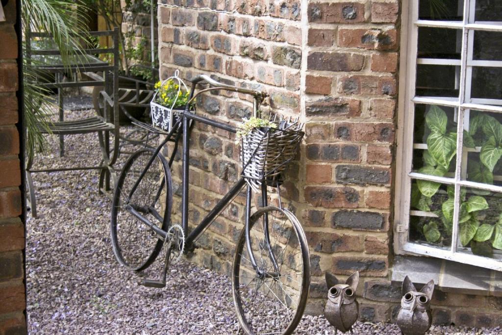 Babbling Brook Bed & Breakfast Pietermaritzburg Buitenkant foto
